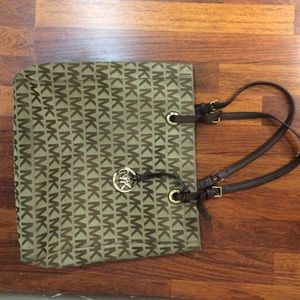 Michael Kors tote